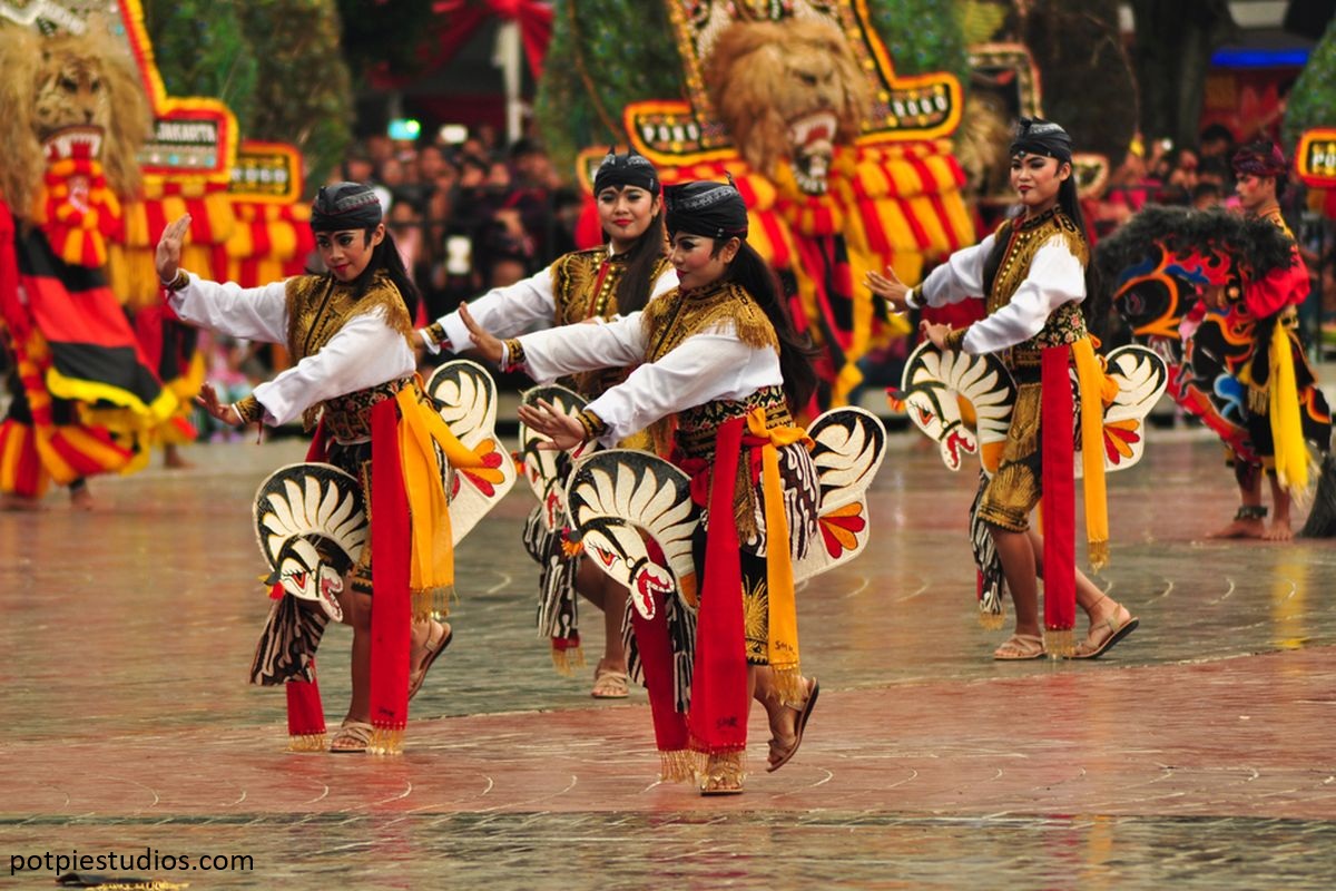 Kuda Lumping Kesenian Tradisional di Dunia Modern